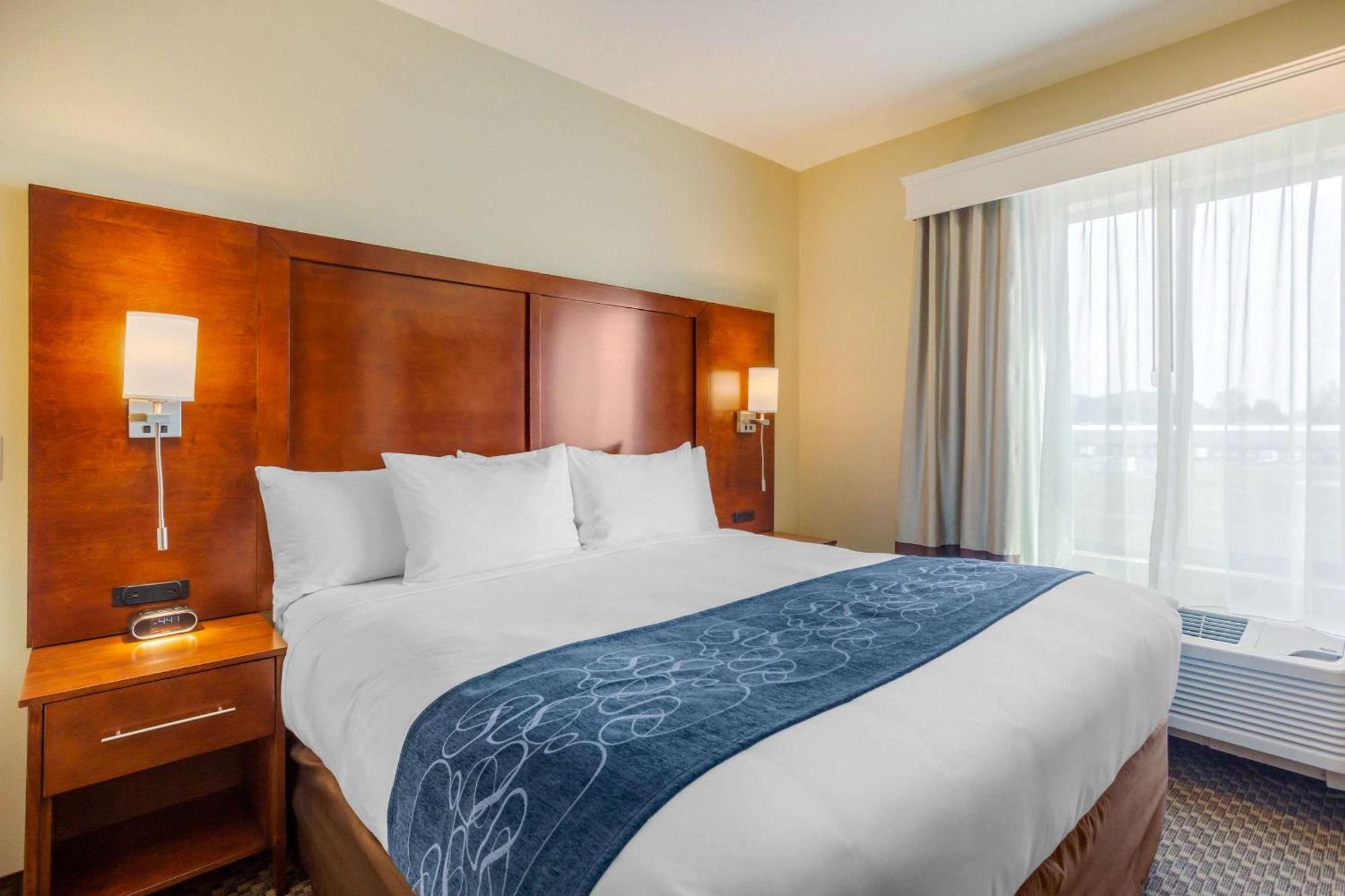 Comfort Suites Burlington Near I-5 Kültér fotó