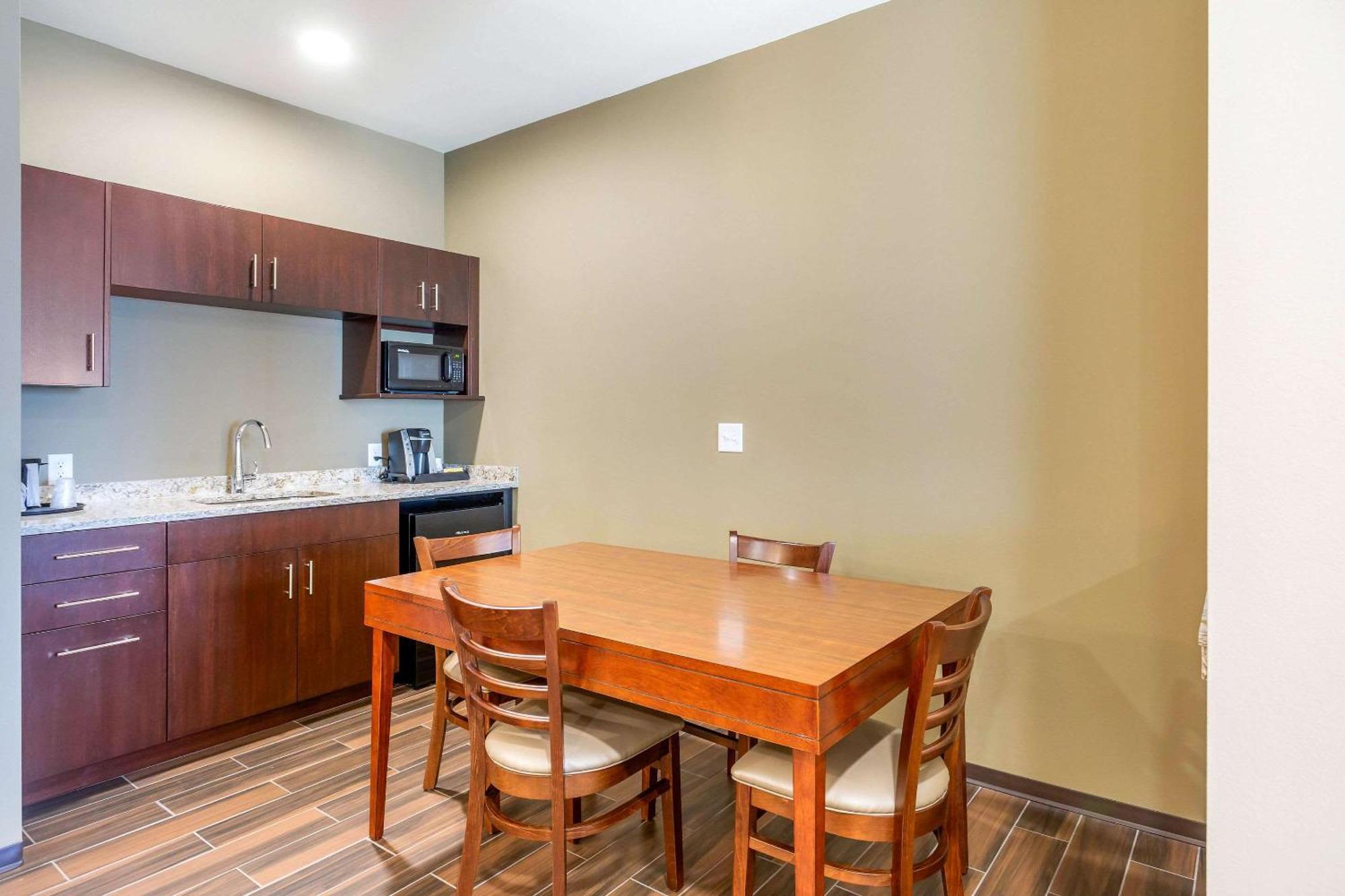 Comfort Suites Burlington Near I-5 Kültér fotó