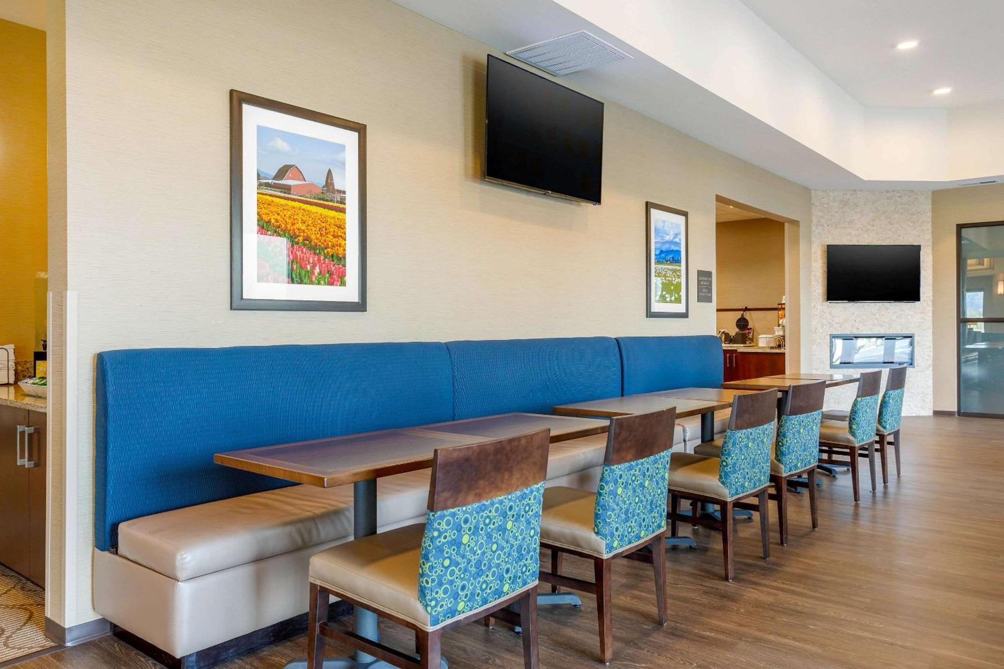 Comfort Suites Burlington Near I-5 Kültér fotó