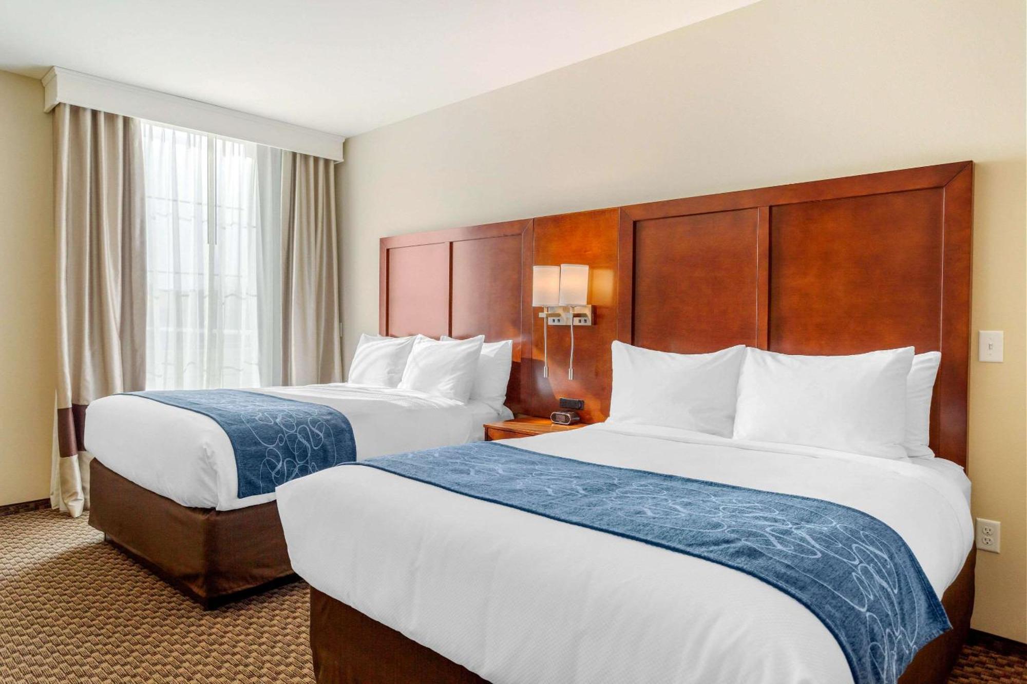 Comfort Suites Burlington Near I-5 Kültér fotó